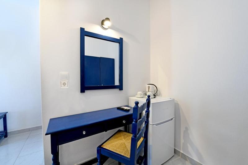 Lunar Santorini Hotel 페리사 외부 사진